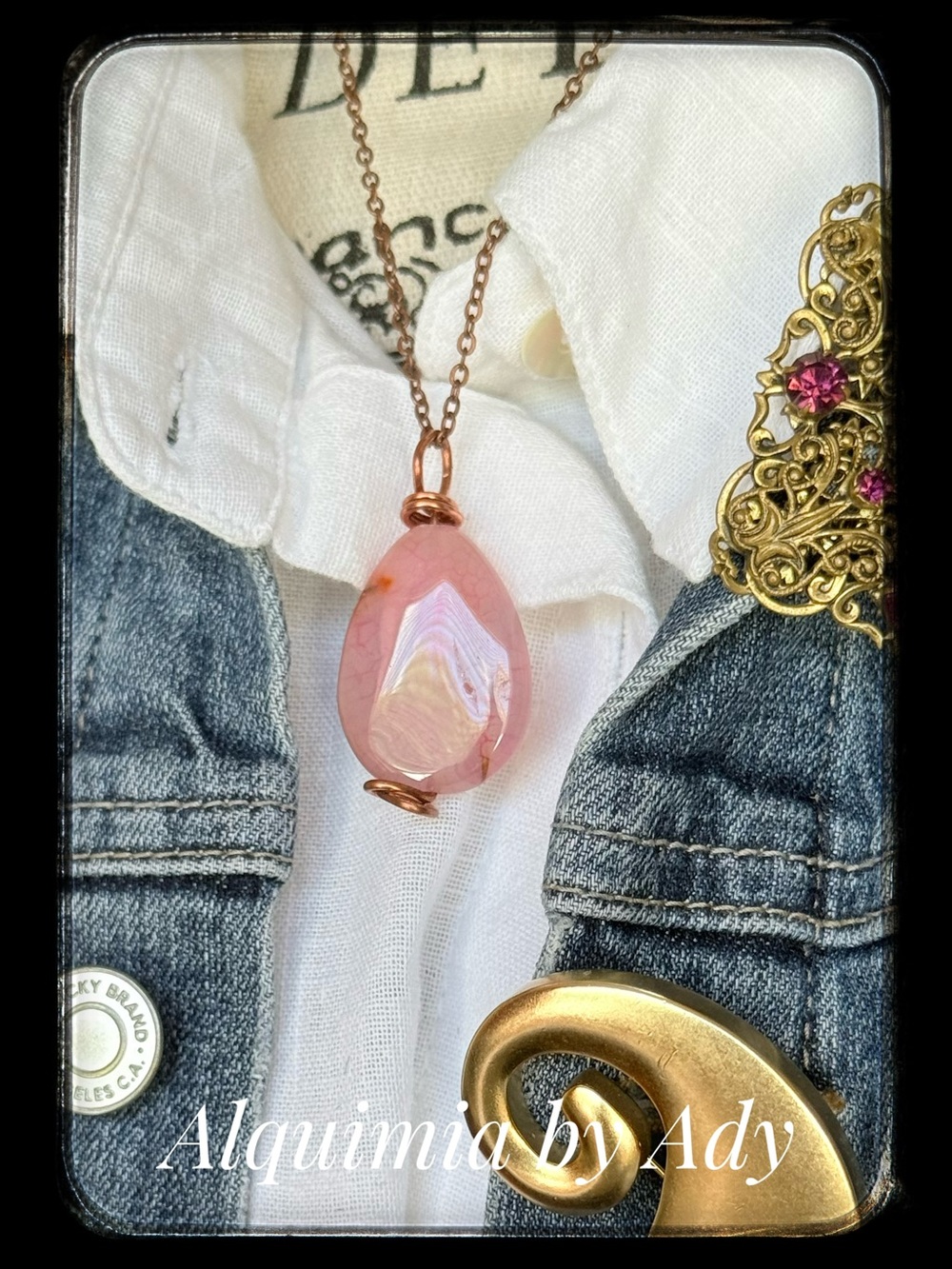 Rose-Pink big agate Teardrop Necklace with copper Wire